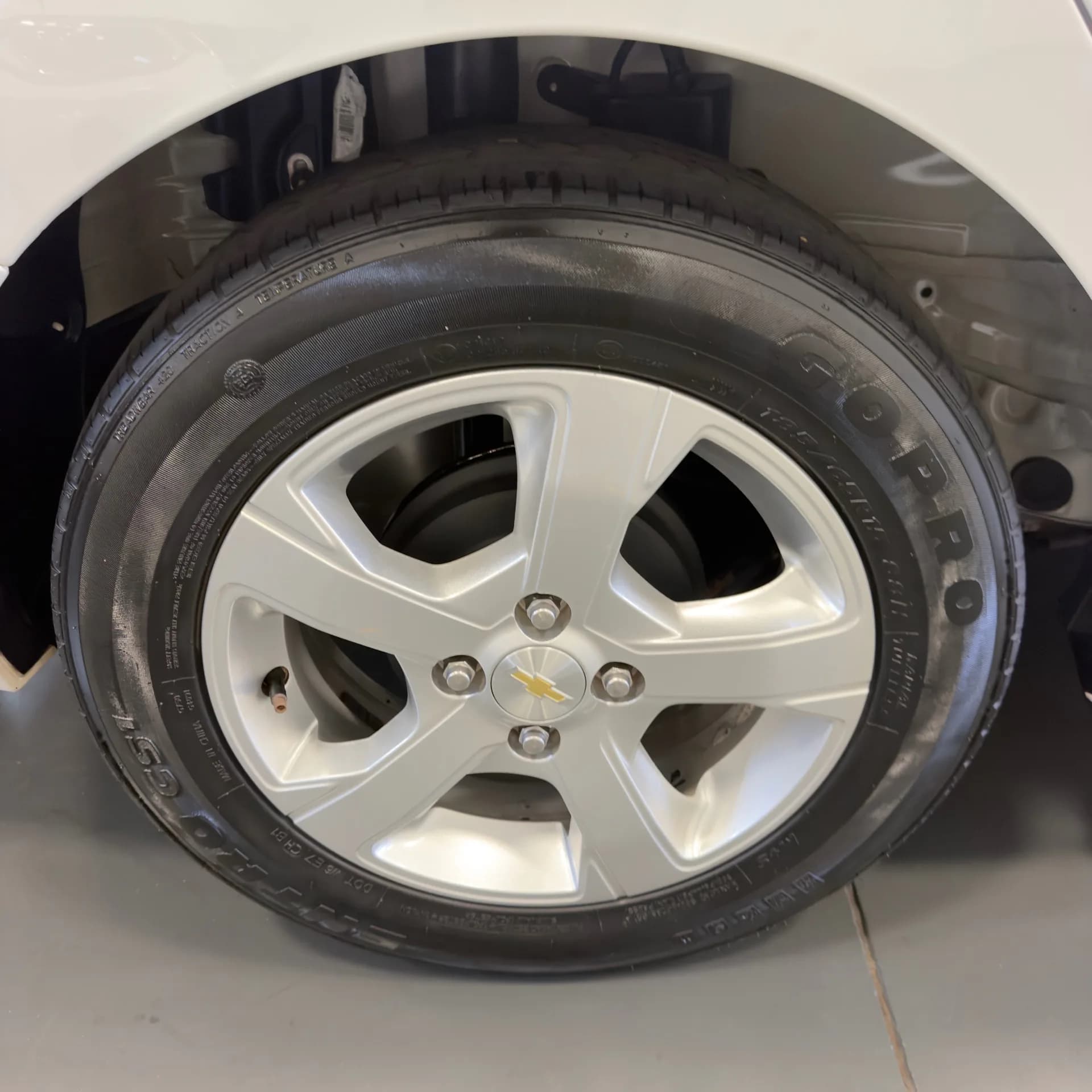 Chevrolet Prisma — foto 9